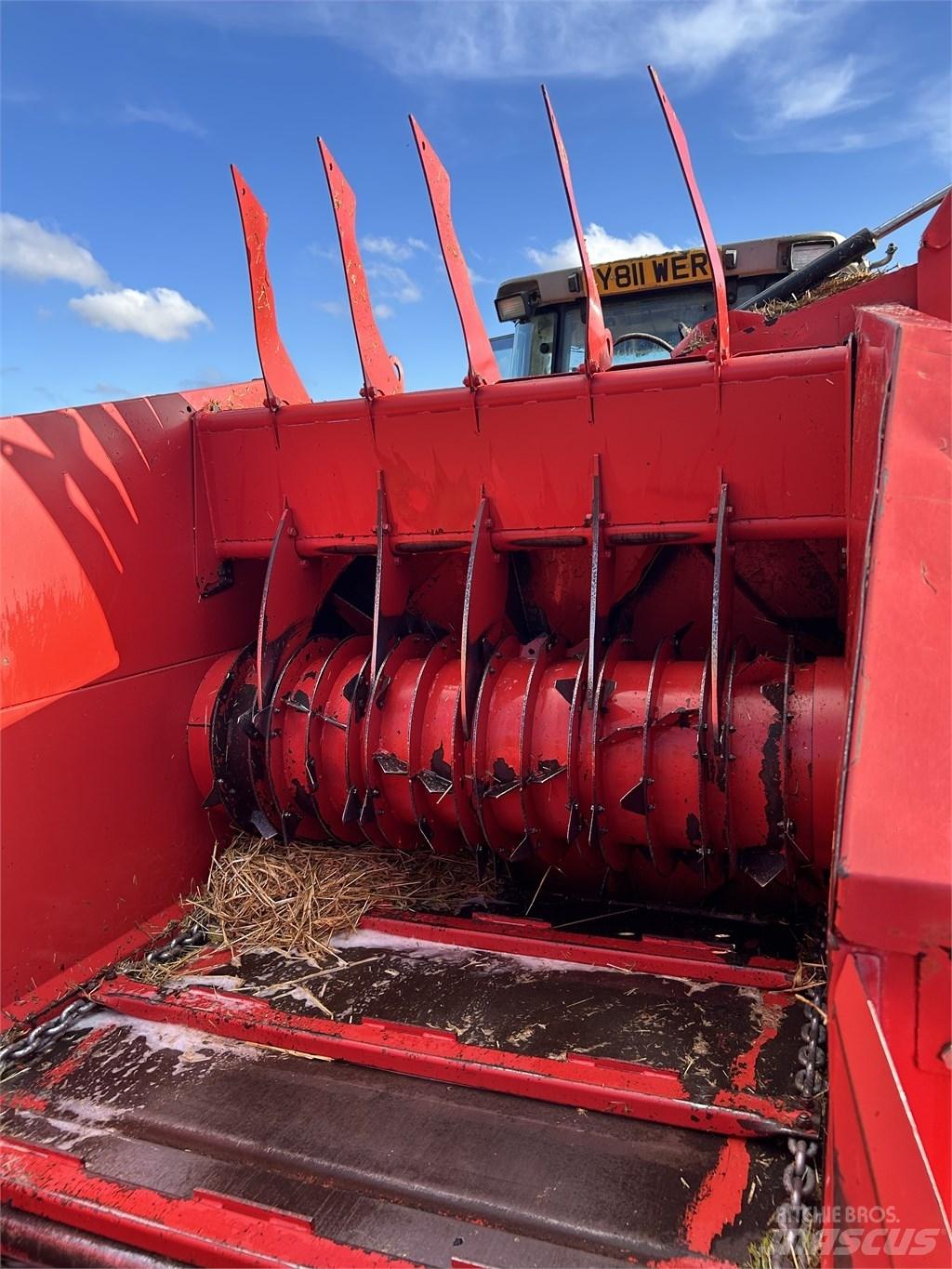 TEAGLE TOMAHAWK 808S Bale shredders, cutters and unrollers