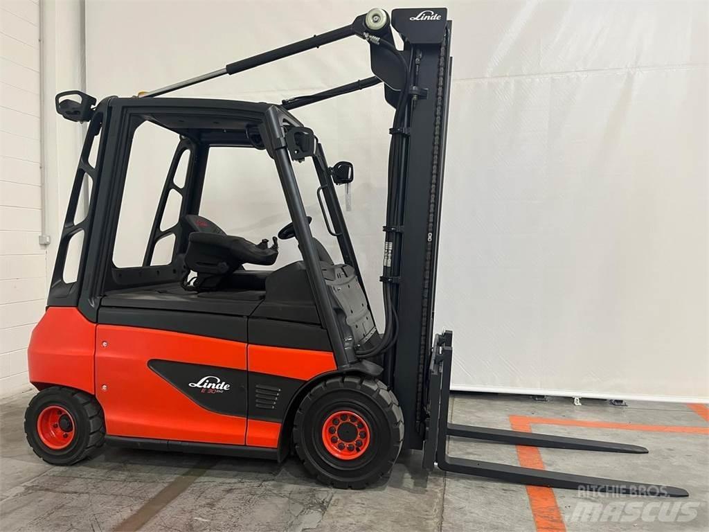Linde E30-01 Electric forklift trucks