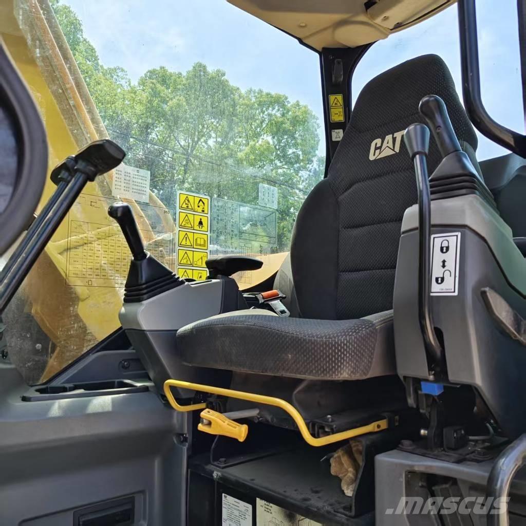CAT 310 Crawler excavators