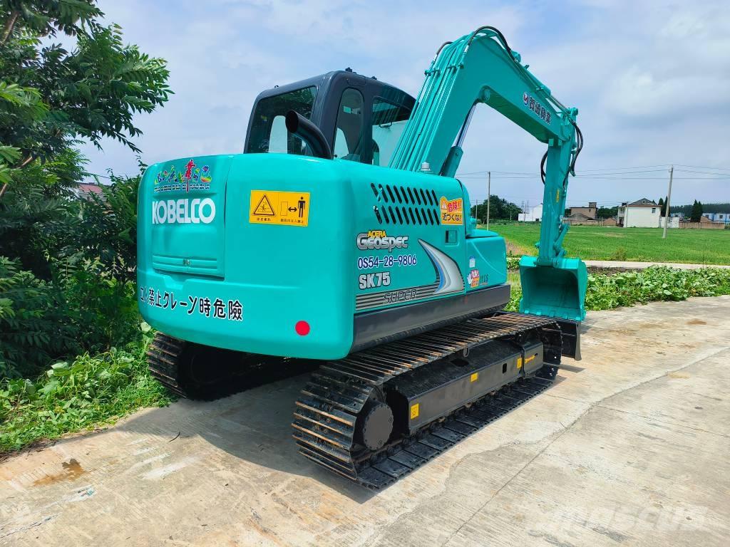 Kobelco SK 75 Crawler excavators