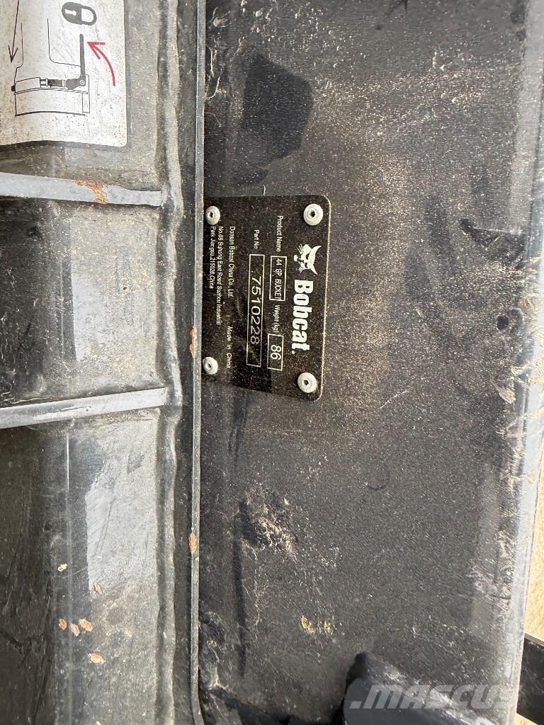 Bobcat S70 Skid steer loaders