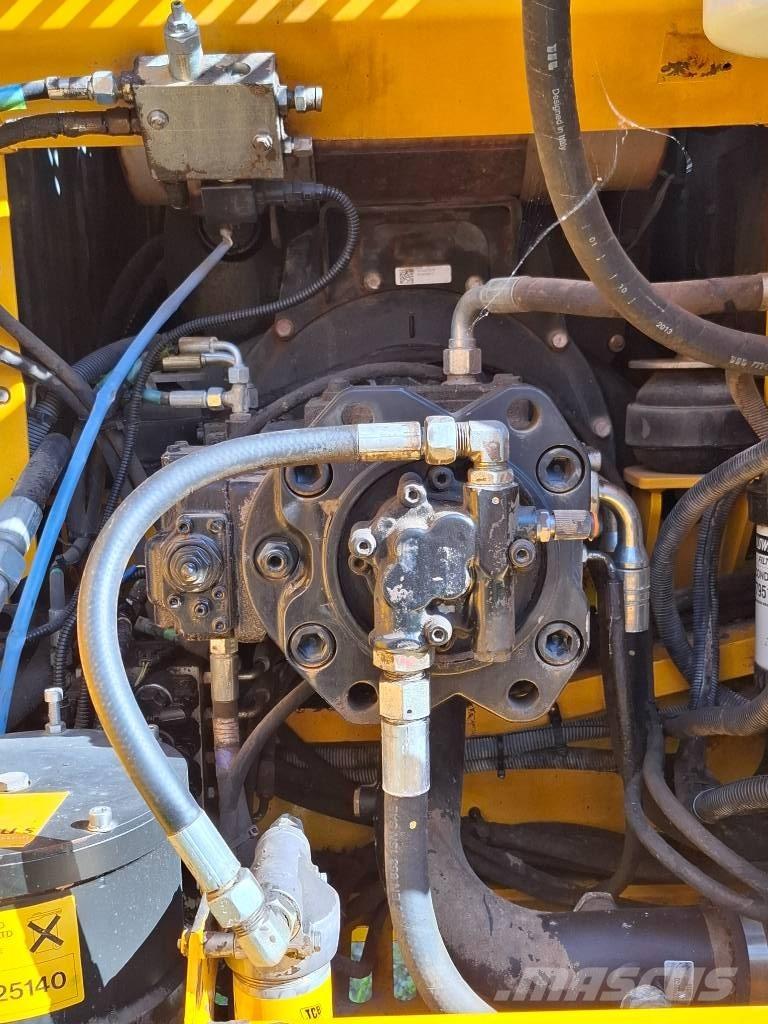 JCB JS 220 LC Crawler excavators