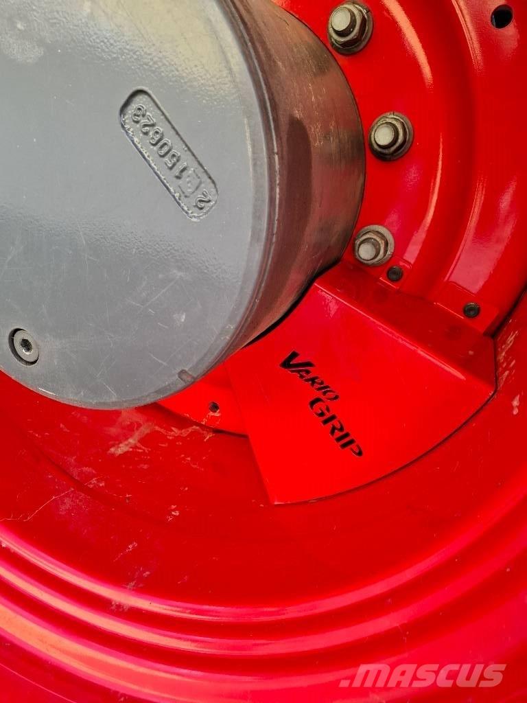 Fendt 942 Vario Tractors