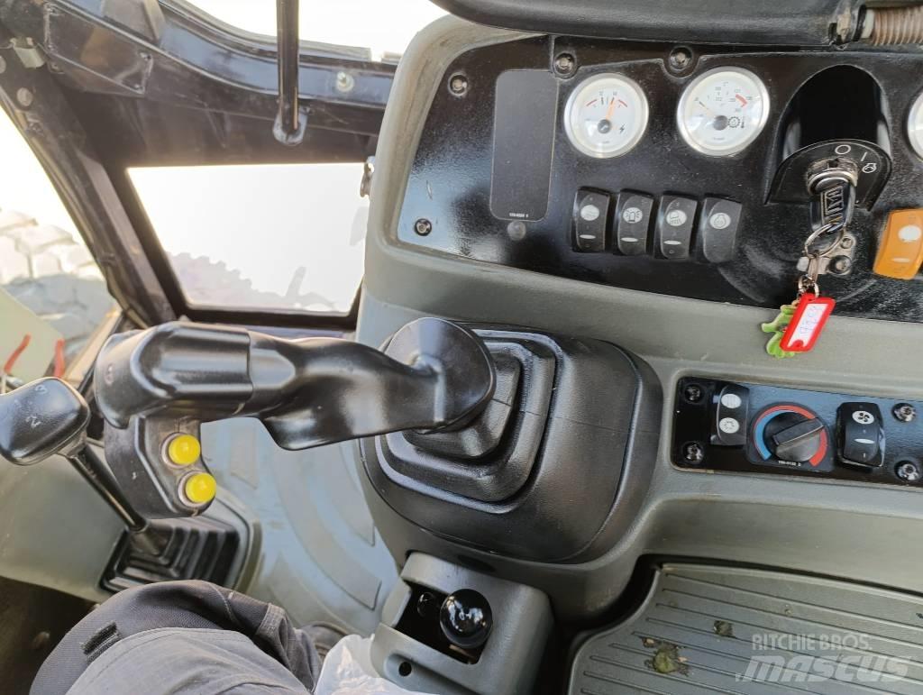 CAT 428 D Backhoe loaders
