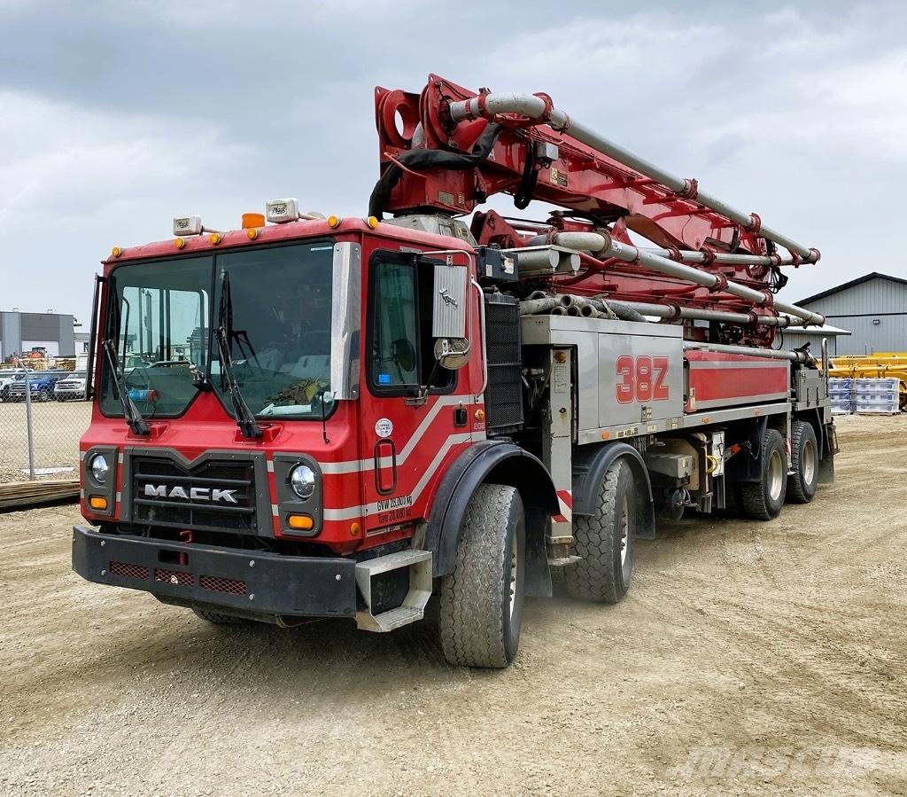 Putzmeister (#202) 38M Concrete pump trucks