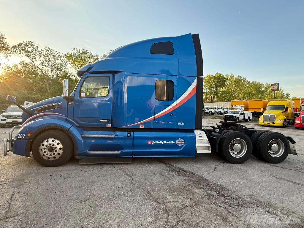 Peterbilt 579 Tractor Units