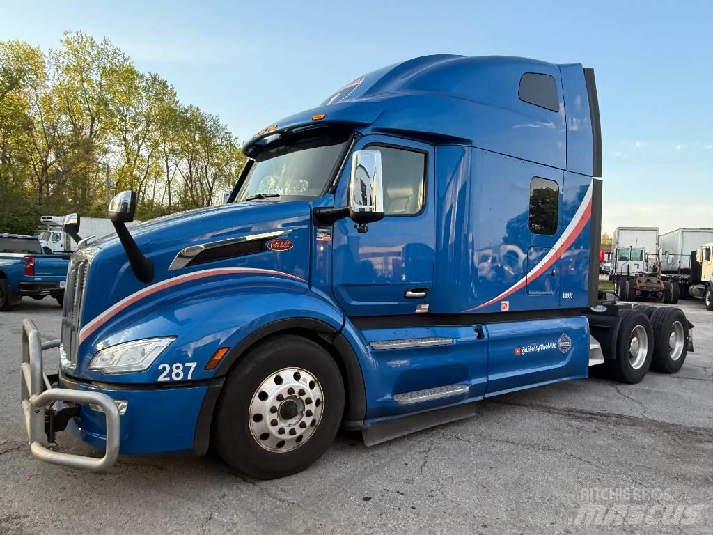 Peterbilt 579 Tractor Units