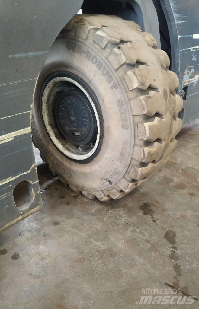 Amlift C4000E Sideloaders
