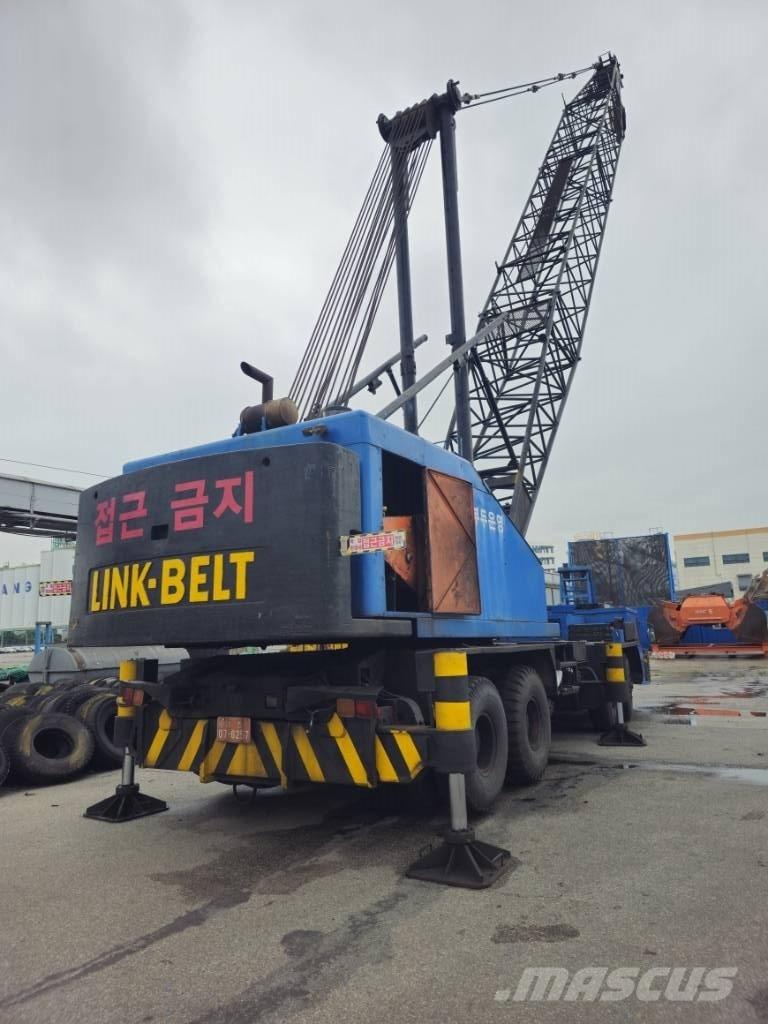 Link-Belt HC238J All terrain cranes