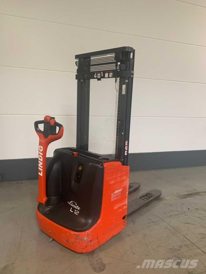Linde L12I Pedestrian stacker