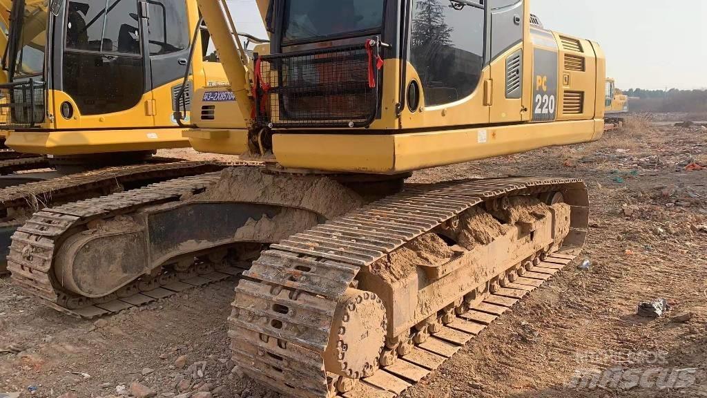 Komatsu PC 220 Crawler excavators