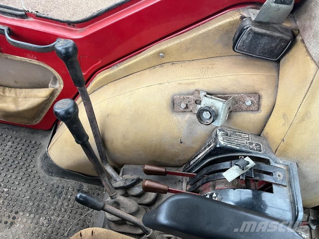 International 844xl Tractors