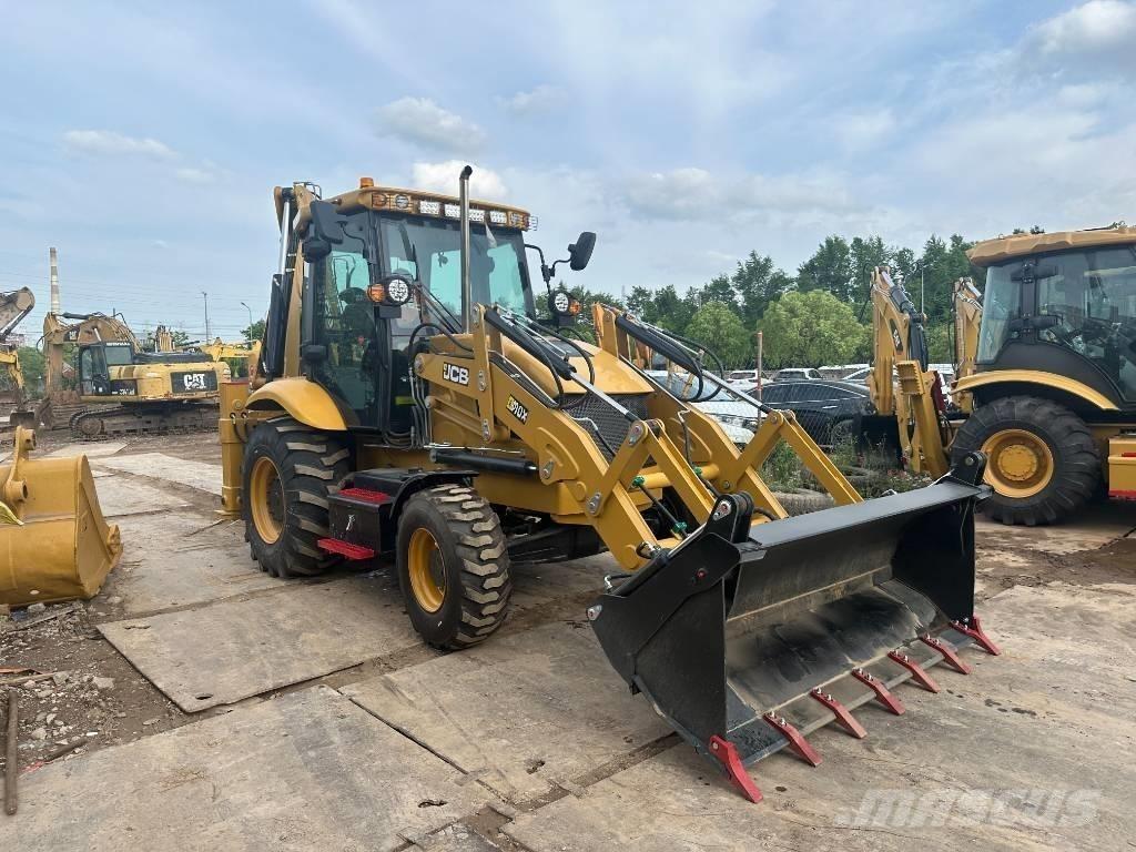 JCB 3 CX Backhoe loaders