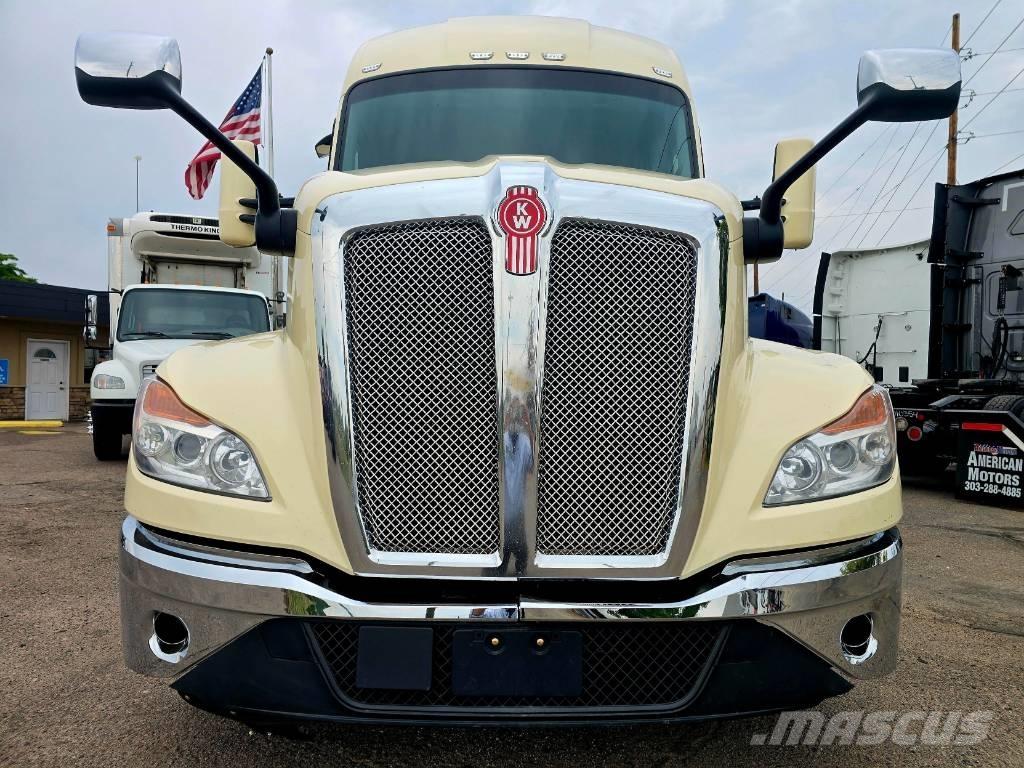 Kenworth T 680 Tractor Units