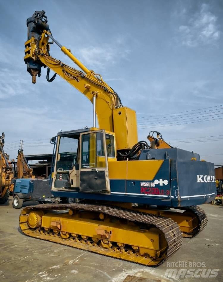 Komatsu PC 200 LC-3 Crawler excavators
