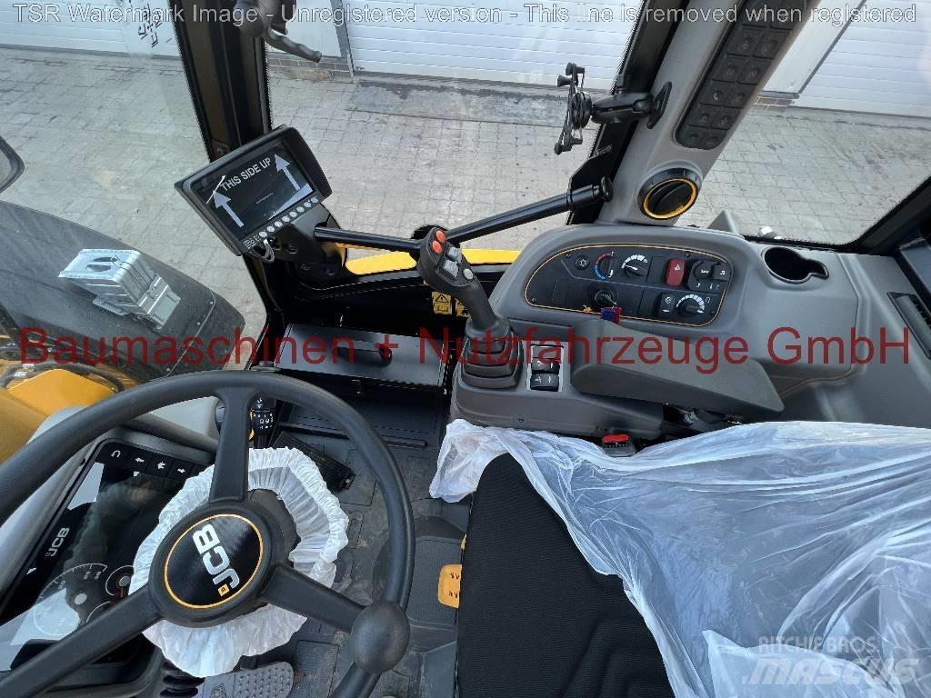 JCB TM320S -Demo- Telescopic wheel loaders