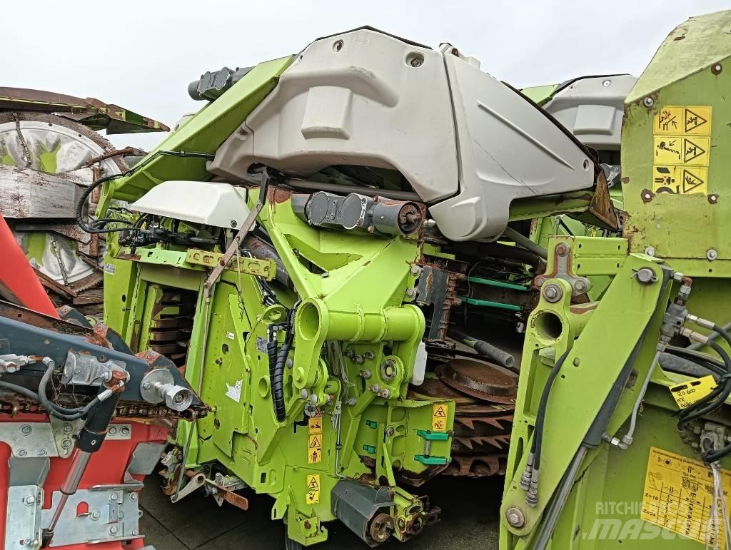 CLAAS ORBIS 750 Self-propelled foragers