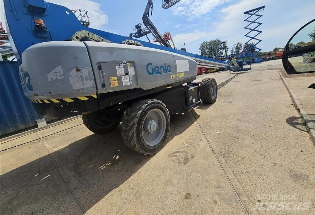 Genie SX135 XC Telescopic boom lifts