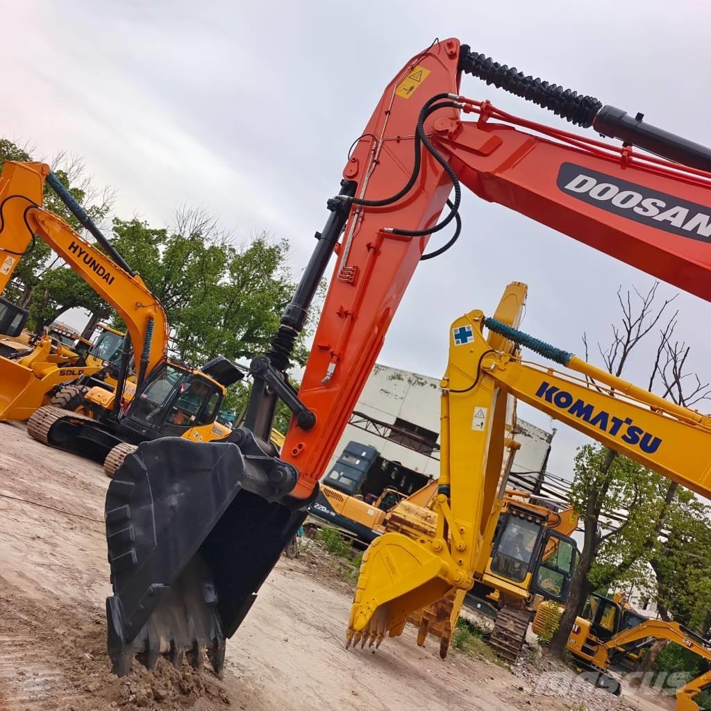 Doosan DX 300LC-9C Crawler excavators
