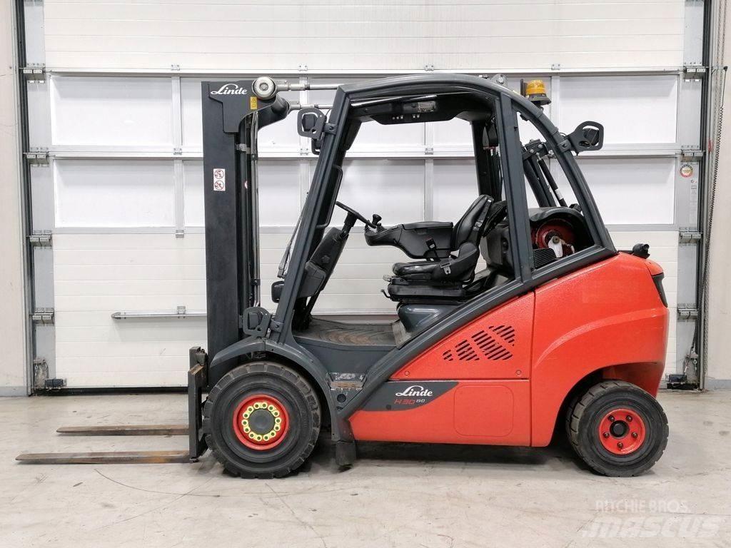 Linde H30T-02 LPG trucks