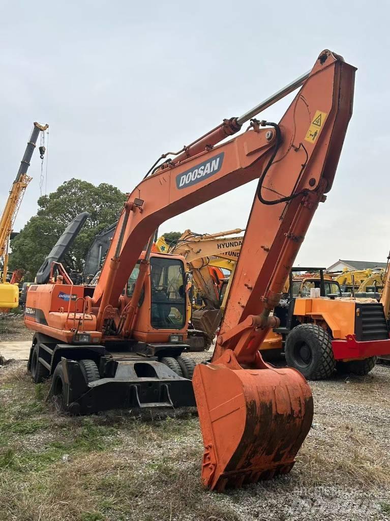 Doosan DH 210 W-7 Wheeled excavators