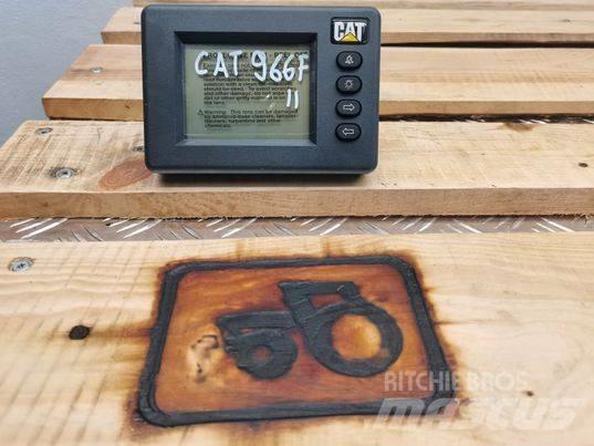 CAT 720 meter Electronics