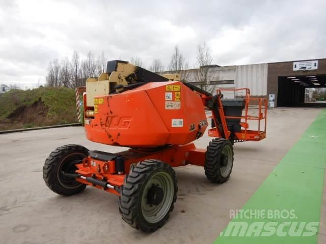 JLG 340AJ Articulated boom lifts