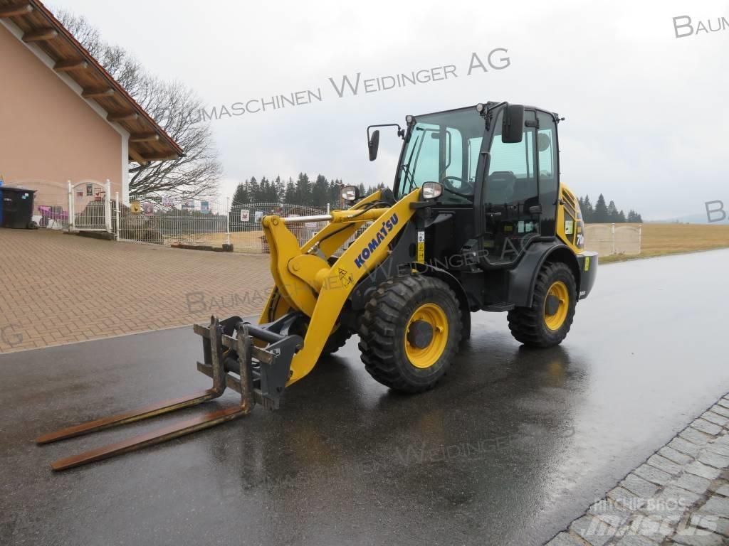 Komatsu WA 70M Wheel loaders