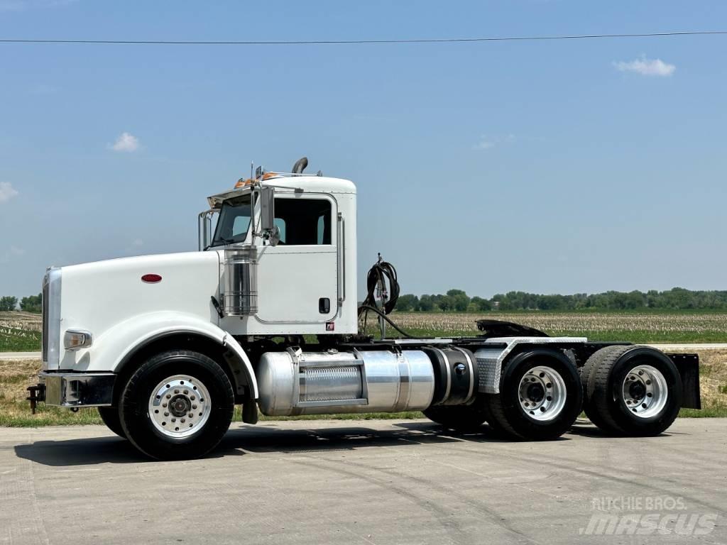 Peterbilt 367 Tractor Units