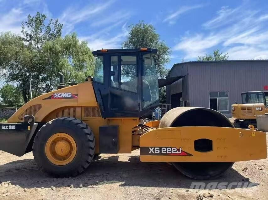 XCMG XS 223J Single drum rollers