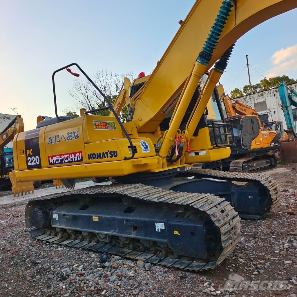 Komatsu PC 220 Crawler excavators