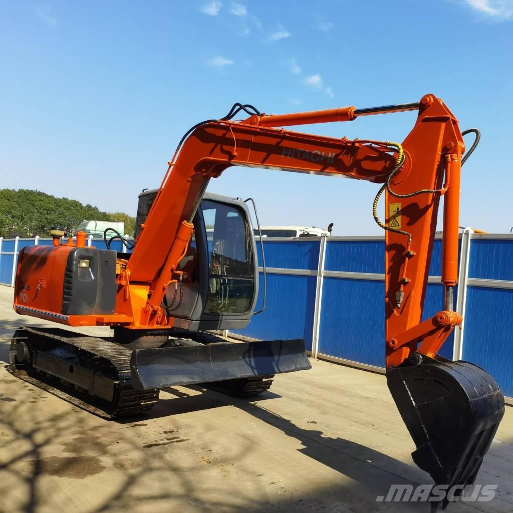Hitachi ZX70 Midi excavators  7t - 12t