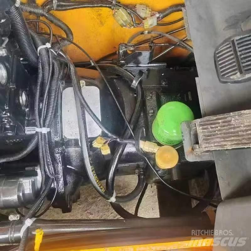 TCM 30 Reach trucks
