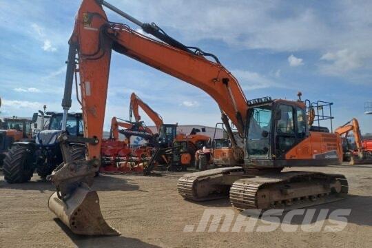 Develon DX225LC-5 Crawler excavators