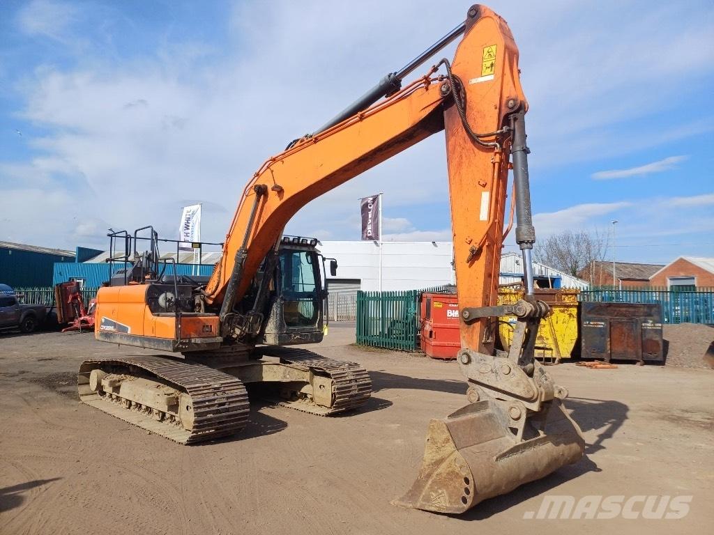 Develon DX225LC-5 Crawler excavators