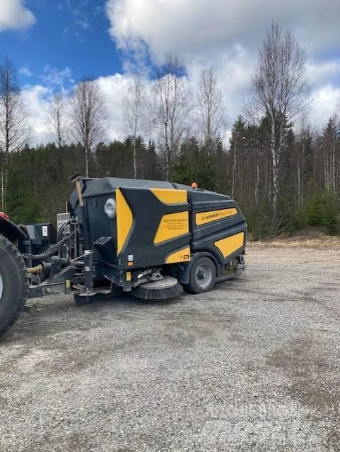 Schmidt Wasa 300+ Sweepers