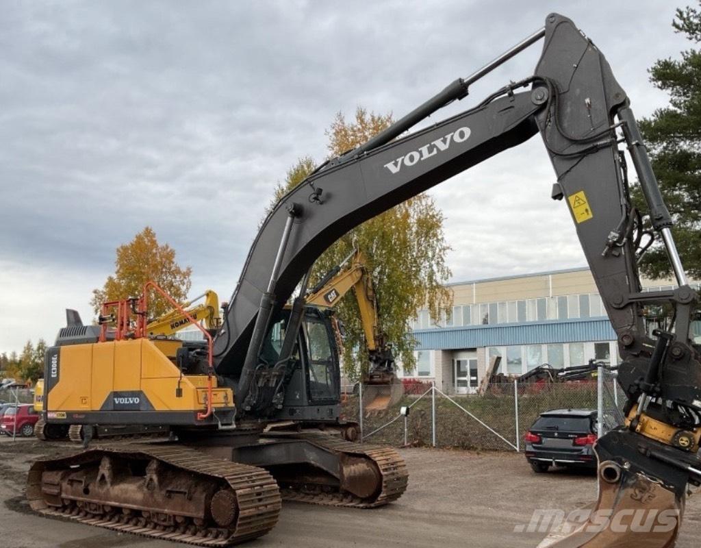 Volvo EC 300 EL Backhoe loaders