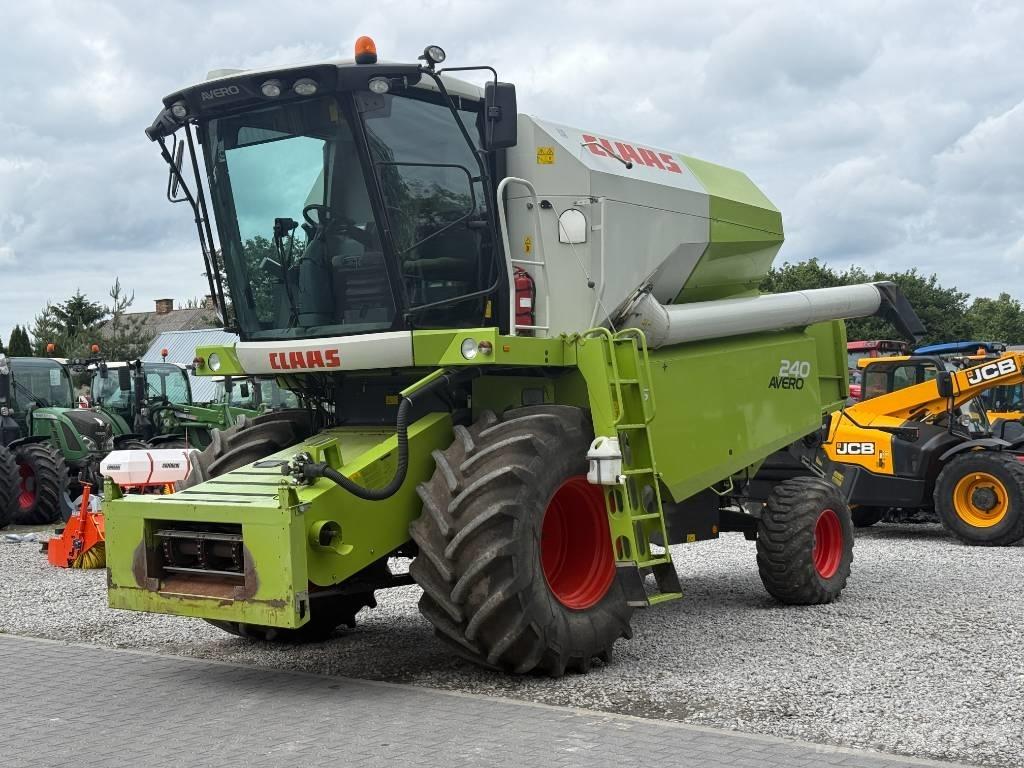 Claas Avero 240 Combine harvesters