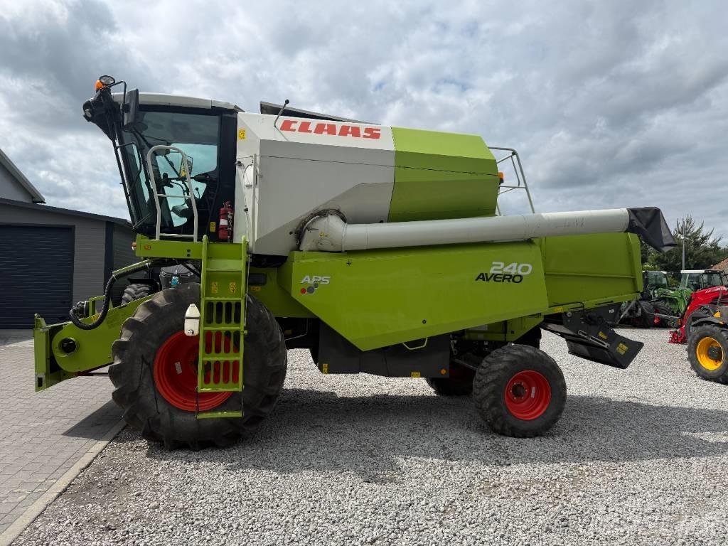 Claas Avero 240 Combine harvesters