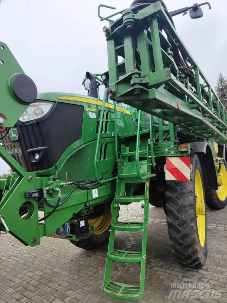 John Deere R4040i Self-propelled sprayers