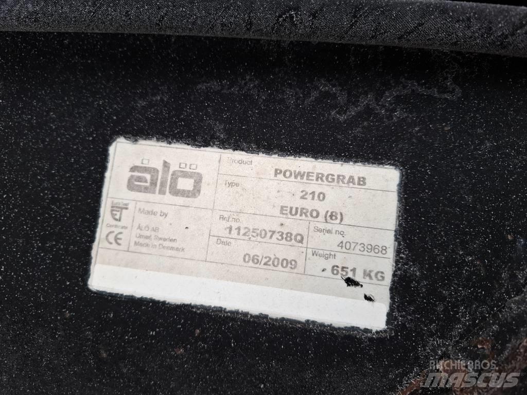 Quicke Powergrab 210 Front loader accessories