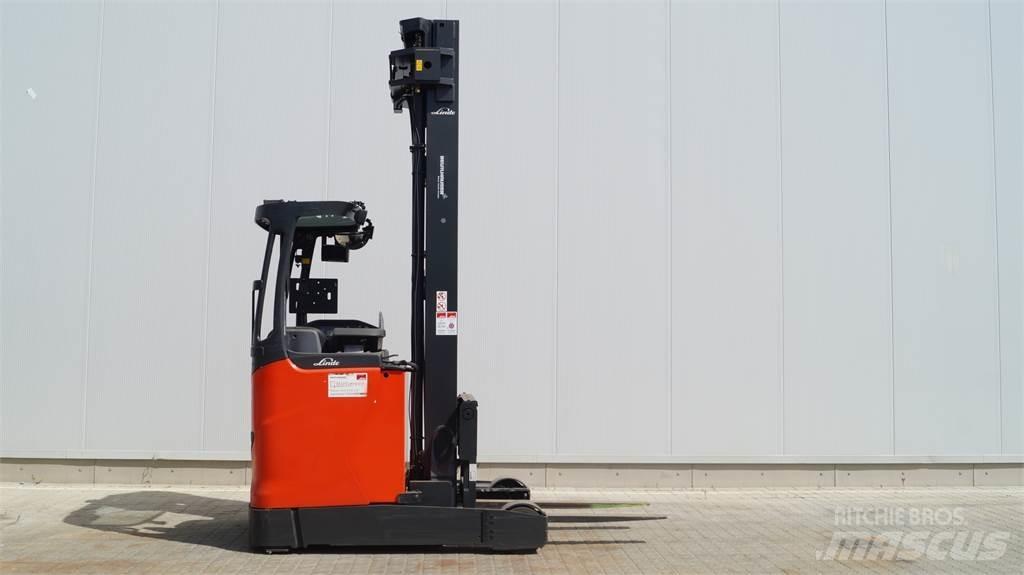 Linde R16HD Reach trucks