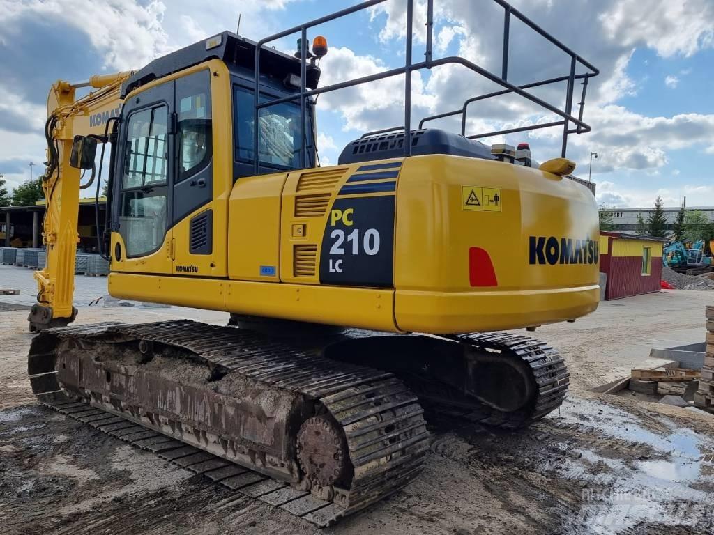 Komatsu PC 210-8 Crawler excavators