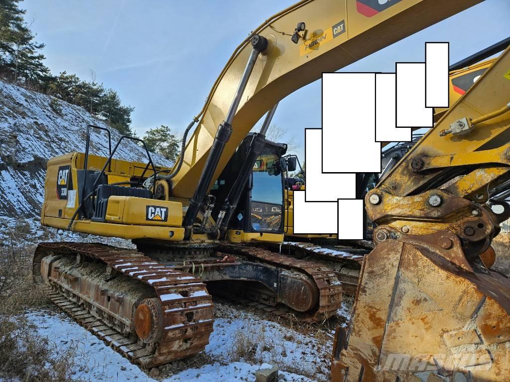 CAT 330 Crawler excavators