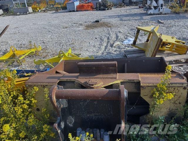  OilQuickRail OQR Buckets