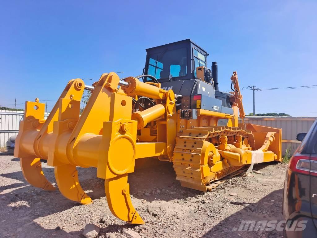 Shantui SD 32 Crawler dozers