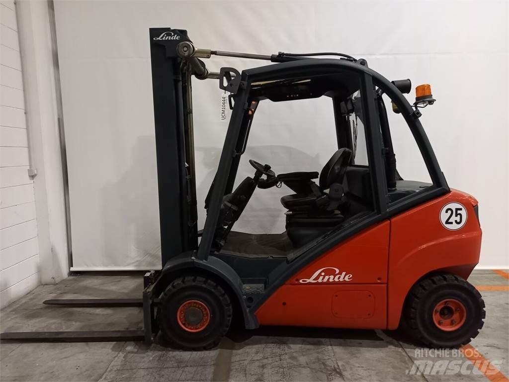 Linde H25D Diesel trucks
