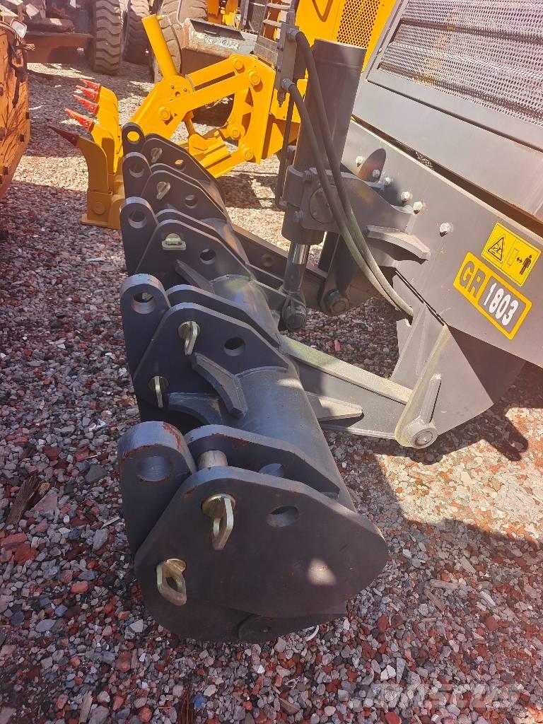 XCMG GR1803 Graders