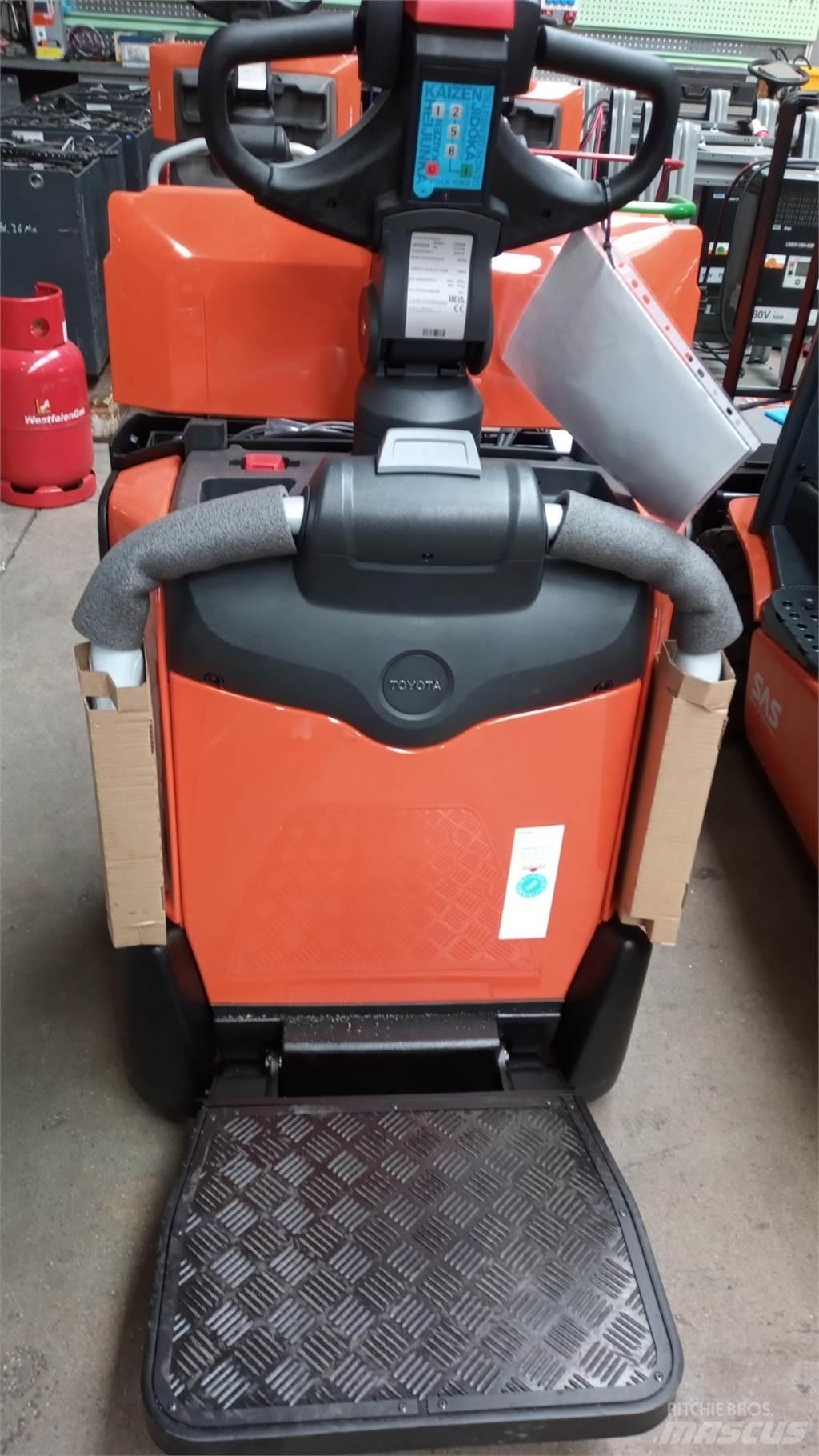 Toyota LPE200B Low lifter