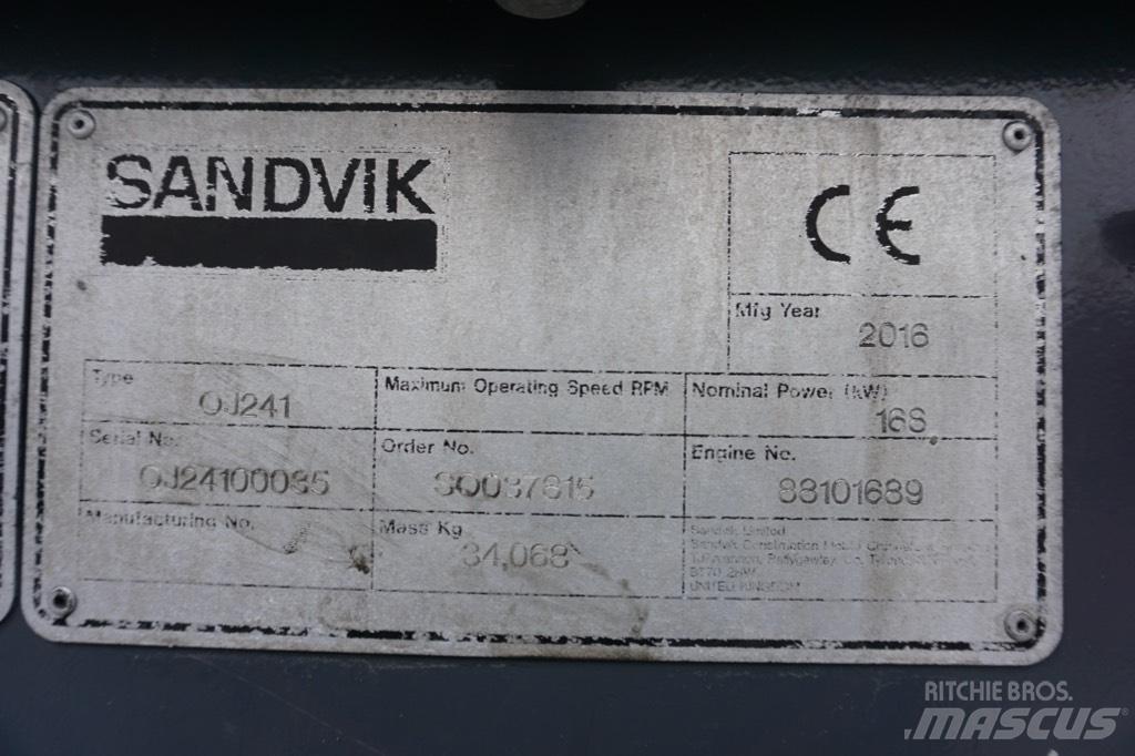 Sandvik QJ 241 Mobile crushers